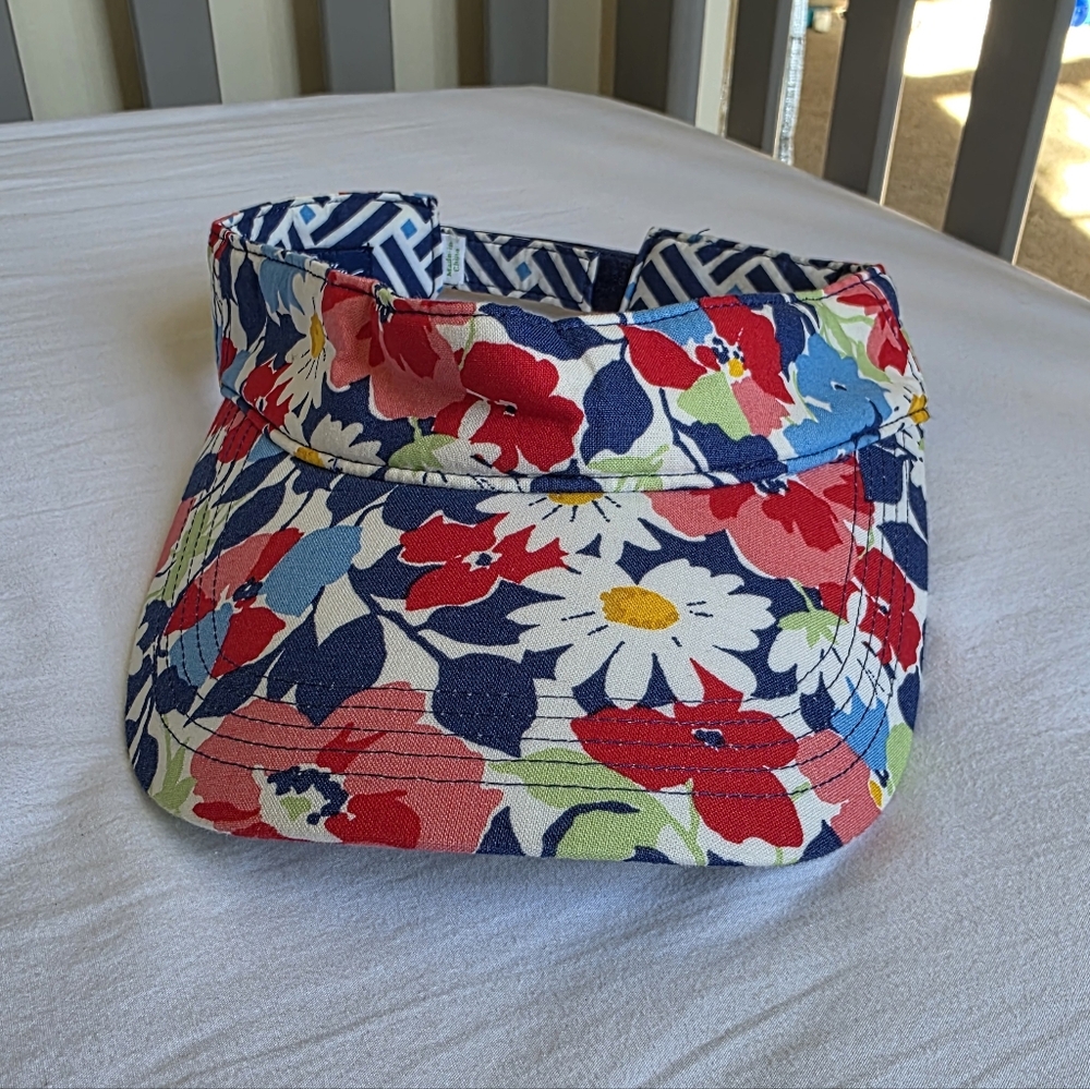 Vera Bradley Floral And Geometric Navy and White Patterned Visor Hat - Picture 2 of 8